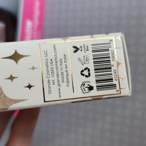 Grande Cosmetics Grande Glow Plumping Liquid Highlighter - French Pearl - Picture 8 of 11